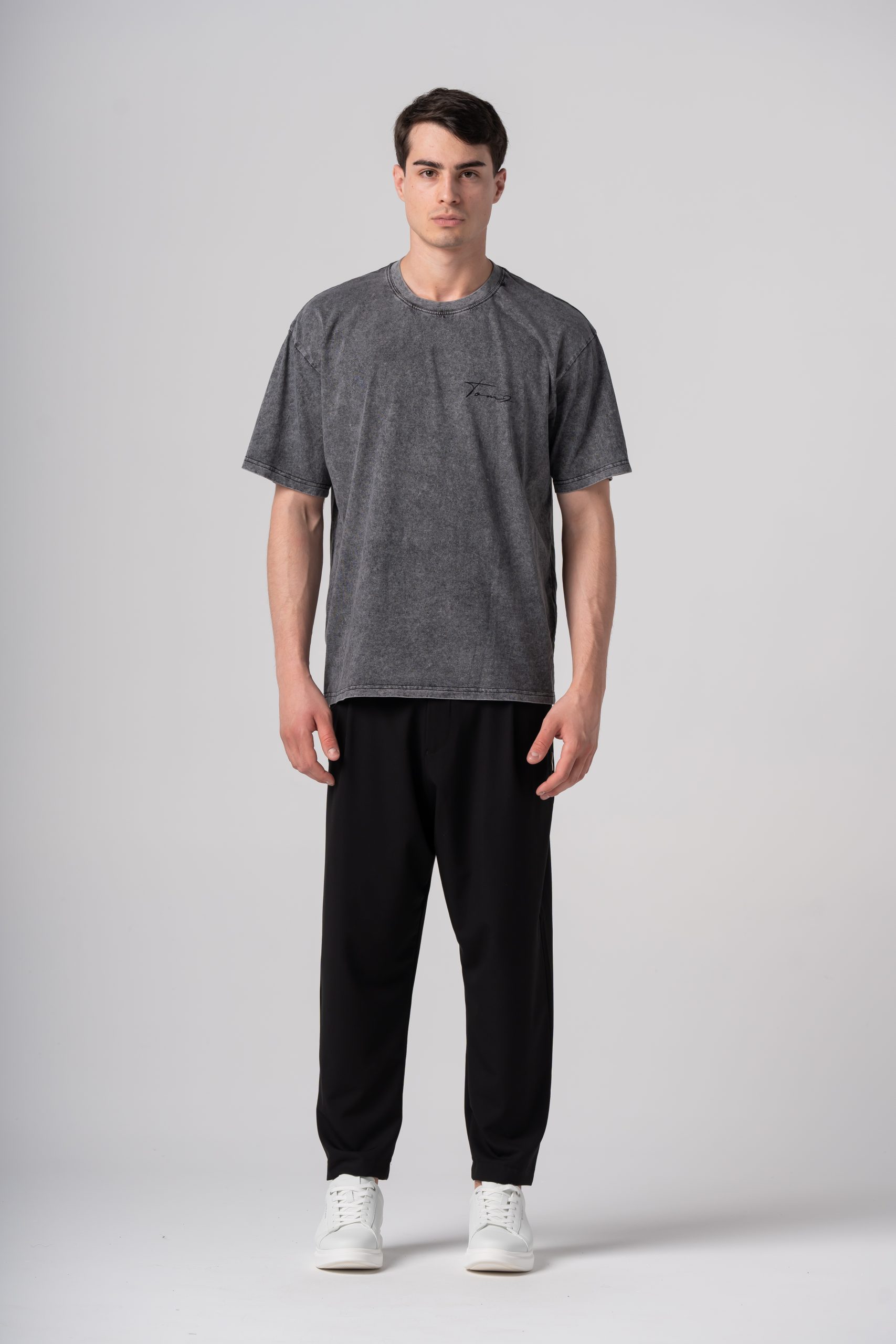 Maison signature unisex t-shirt grey
